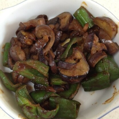 お弁当に。ご飯が進む味付けで美味しいです。